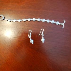 Handmade fashion earrings and braclet